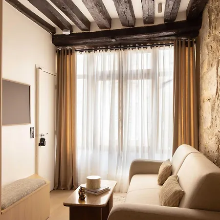 Modern -ac-1br-2p-pantheon Apartment *